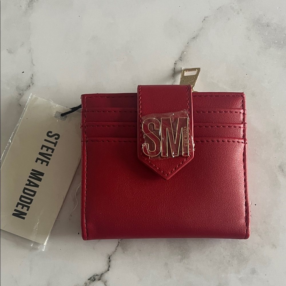 NWT Steve Madden red Card Holder with Gold Detail